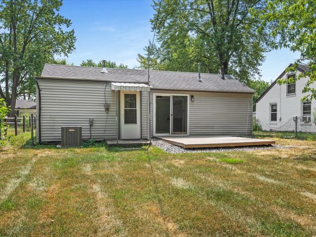 944 Kingsley Drive, Machesney Park, IL 61115