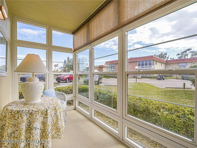 11 Vista Palm Lane 103, Vero Beach, FL 32962