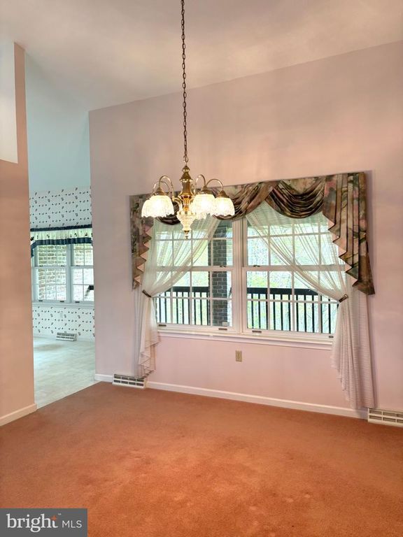 Image 19 of property listing at 209 JAMES CT, Frostburg, MD 21532