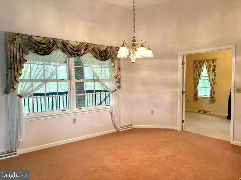 Image 35 of property listing at 209 JAMES CT, Frostburg, MD 21532