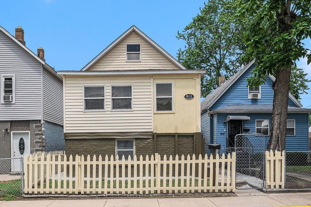 913 Summer Street, Hammond, IN 46320