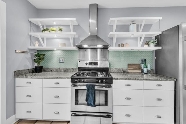 706 Arcadian Way, Charleston, SC 29407