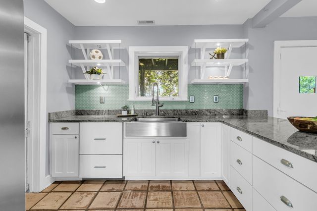 706 Arcadian Way, Charleston, SC 29407