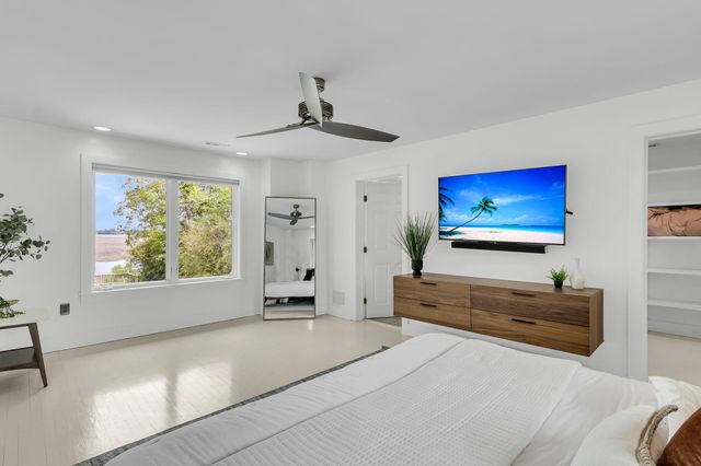 706 Arcadian Way, Charleston, SC 29407