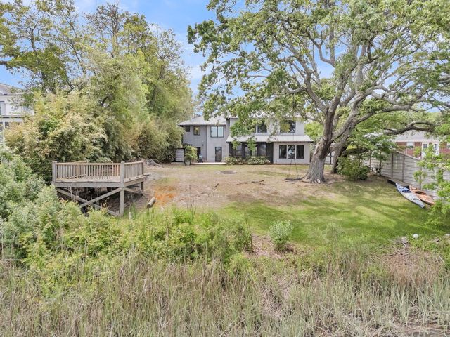 706 Arcadian Way, Charleston, SC 29407