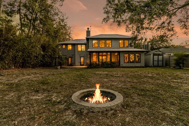 706 Arcadian Way, Charleston, SC 29407