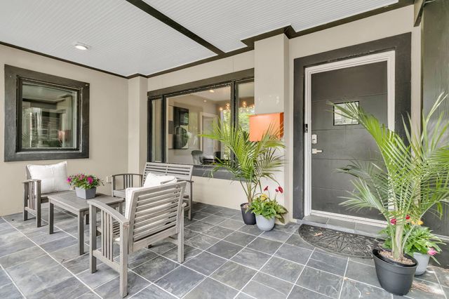 706 Arcadian Way, Charleston, SC 29407