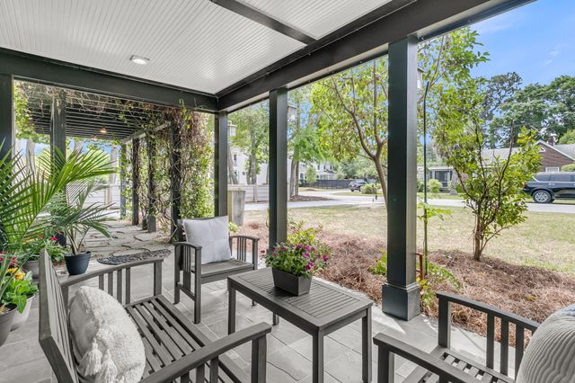 706 Arcadian Way, Charleston, SC 29407