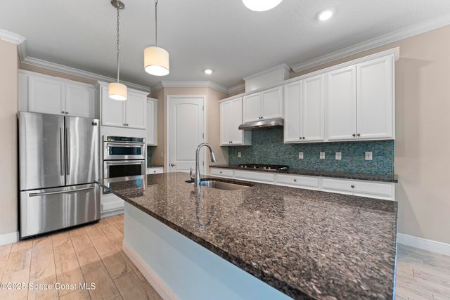 5237 Kirkwall Circle, Melbourne, FL 32940