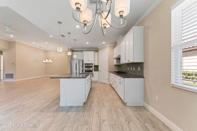 5237 Kirkwall Circle, Melbourne, FL 32940
