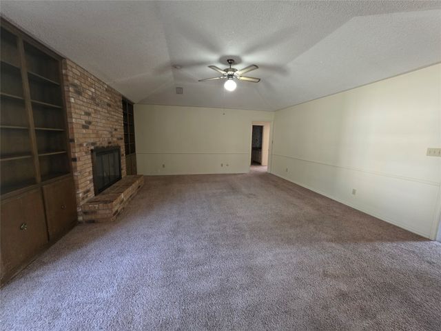 107 Bluebonnet Trail, Keene, TX 76059
