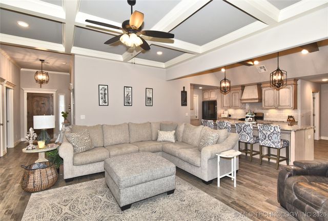 12713 N 42nd East Avenue, Skiatook, OK 74070