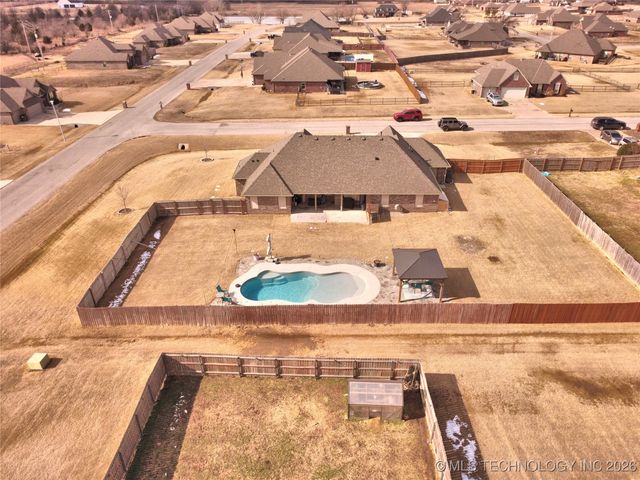 12713 N 42nd East Avenue, Skiatook, OK 74070