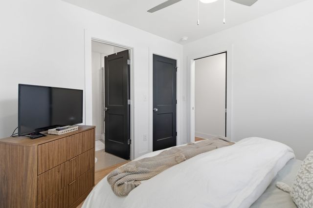 102 Duke St Apt 44, Nashville, TN 37207