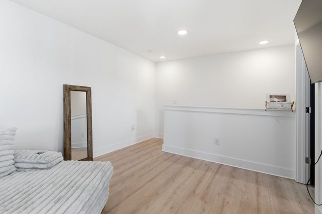 102 Duke St Apt 44, Nashville, TN 37207