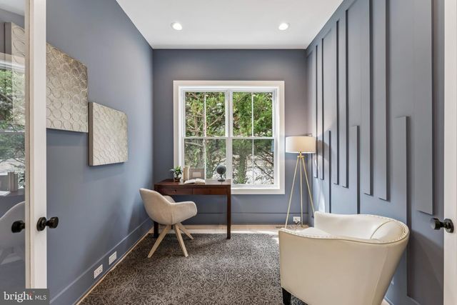 5017 17TH ST N, Arlington, VA 22207