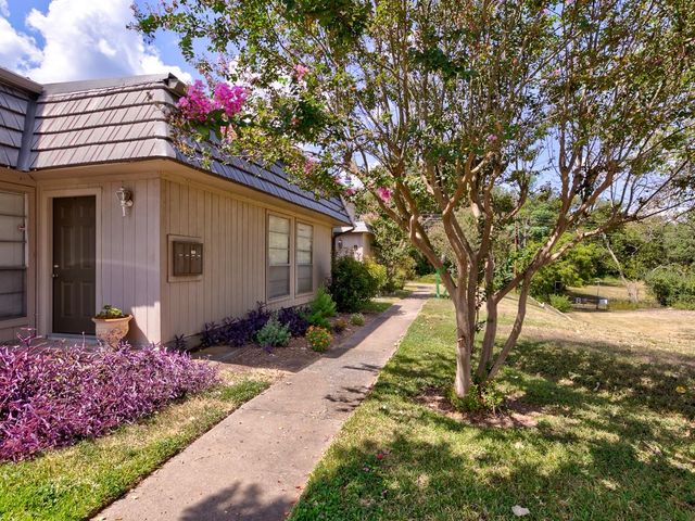 710 Castle Ridge RD B, Austin, TX 78746