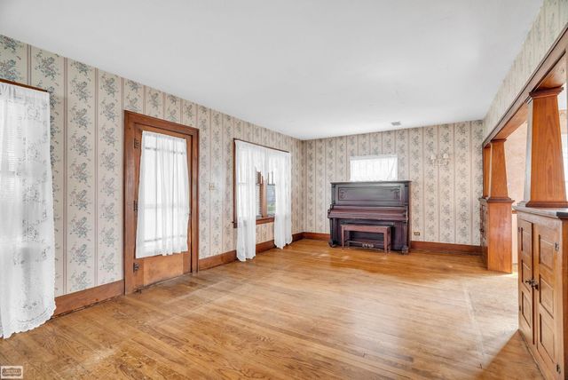 1226 Young Street, Port Huron, MI 48060