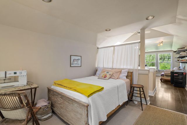 1900 Midway Avenue, Grants Pass, OR 97527