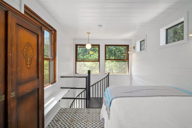 1900 Midway Avenue, Grants Pass, OR 97527