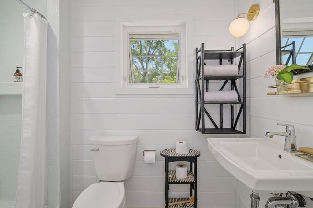 1900 Midway Avenue, Grants Pass, OR 97527