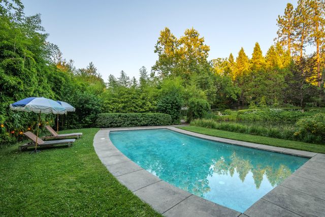 1900 Midway Avenue, Grants Pass, OR 97527