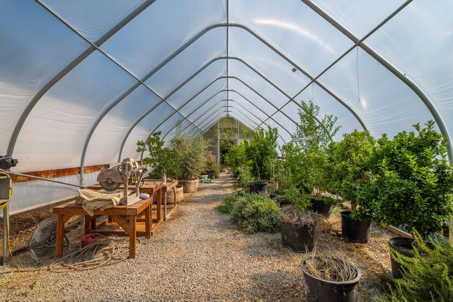 1900 Midway Avenue, Grants Pass, OR 97527