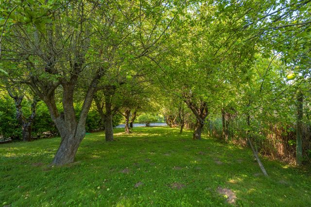 1900 Midway Avenue, Grants Pass, OR 97527