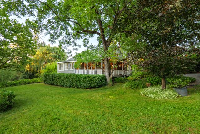 1900 Midway Avenue, Grants Pass, OR 97527