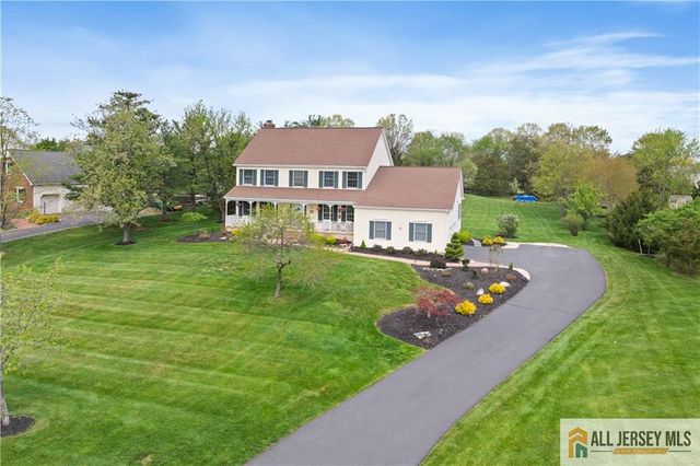 86 Carriage Trail, Montgomery, NJ 08502