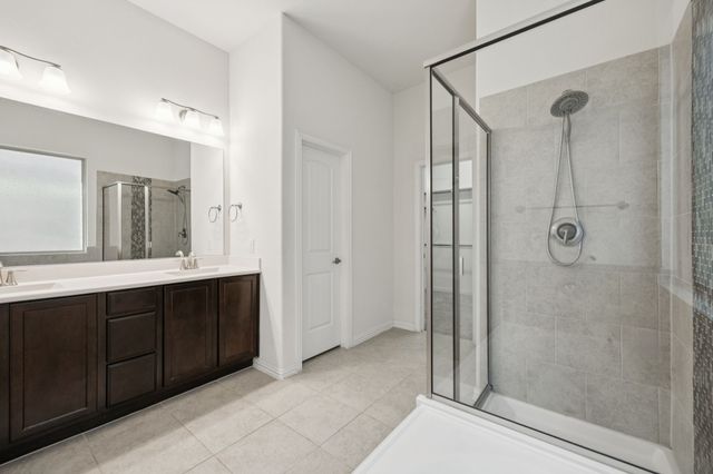 824 San Madrid Trail, Fort Worth, TX 76052