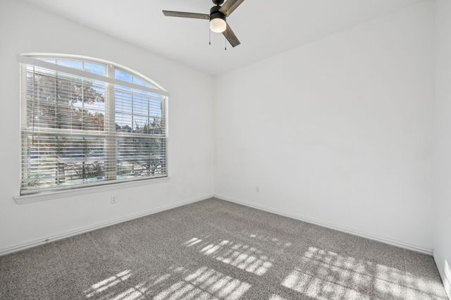 824 San Madrid Trail, Fort Worth, TX 76052