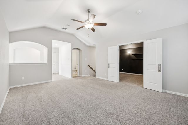 824 San Madrid Trail, Fort Worth, TX 76052