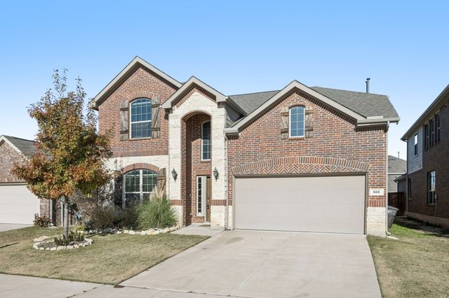824 San Madrid Trail, Fort Worth, TX 76052