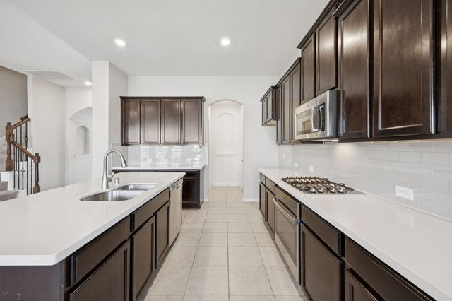 824 San Madrid Trail, Fort Worth, TX 76052