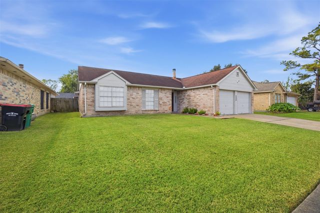 6630 Harpers Drive, Richmond, TX 77469