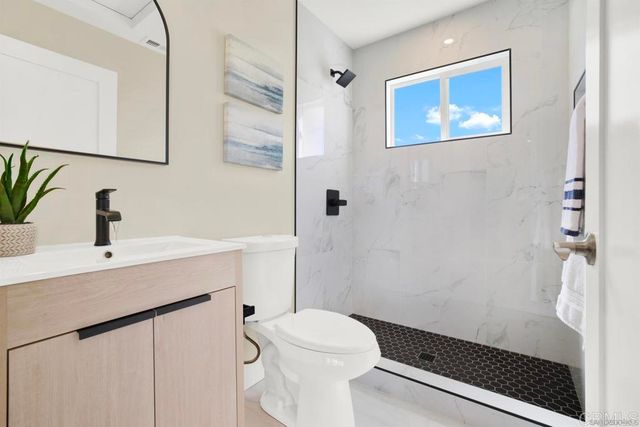 625 Santa Fe Drive, Encinitas, CA 92024