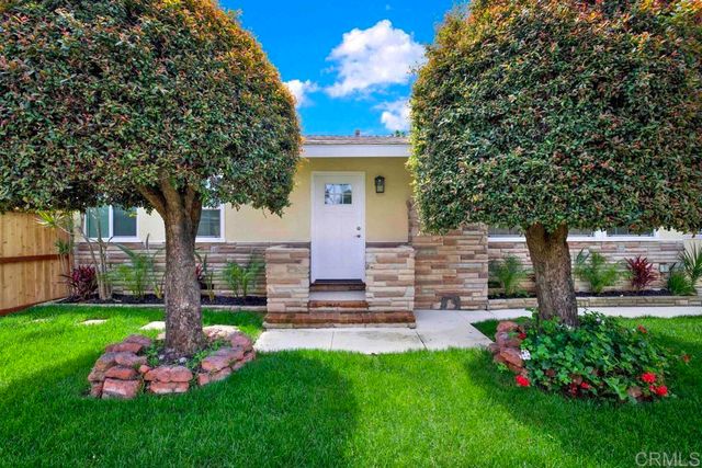 625 Santa Fe Drive, Encinitas, CA 92024