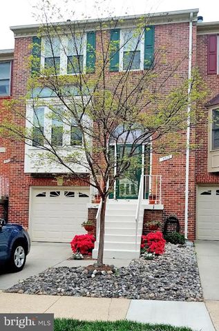 5705 WOOD CREEK LN, Centreville, VA 20120