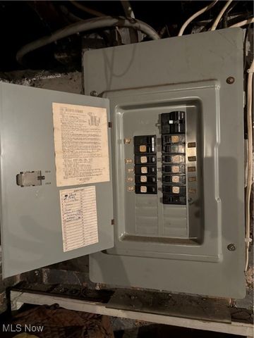 920 Mckinnon Avenue, East Liverpool, OH 43920