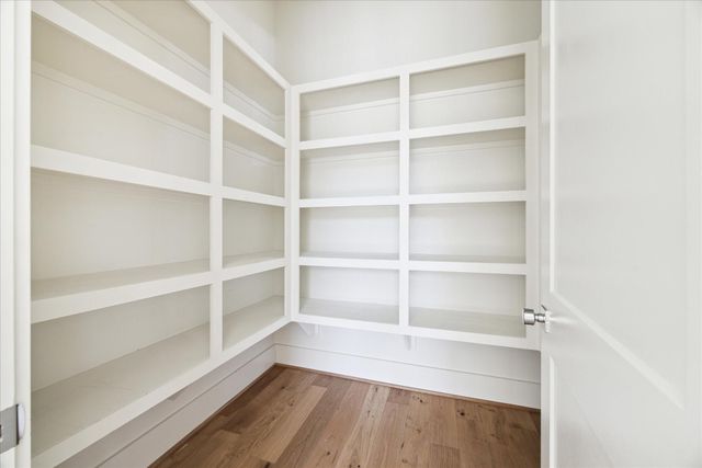 5302 Wembley Downs Drive, Houston, TX 77091