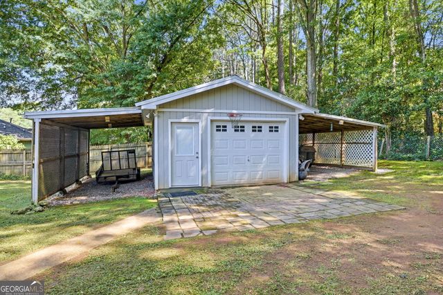 115 V F W Drive, Watkinsville, GA 30677
