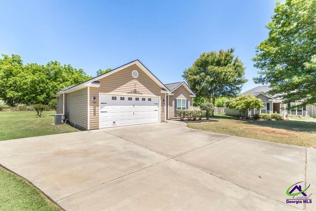218 Ellington Ct, Perry, GA 31069