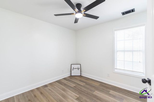 218 Ellington Ct, Perry, GA 31069