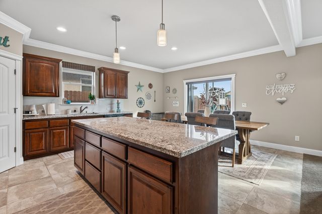 2846 Ukonom Drive, Redding, CA 96002