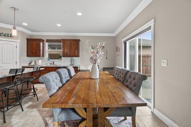 2846 Ukonom Drive, Redding, CA 96002