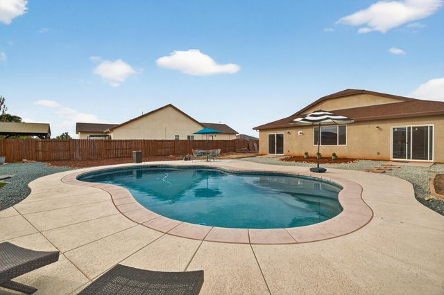 2846 Ukonom Drive, Redding, CA 96002