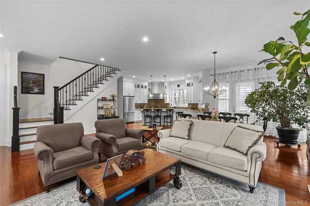 360 Masters Road, Laurel, NY 11948