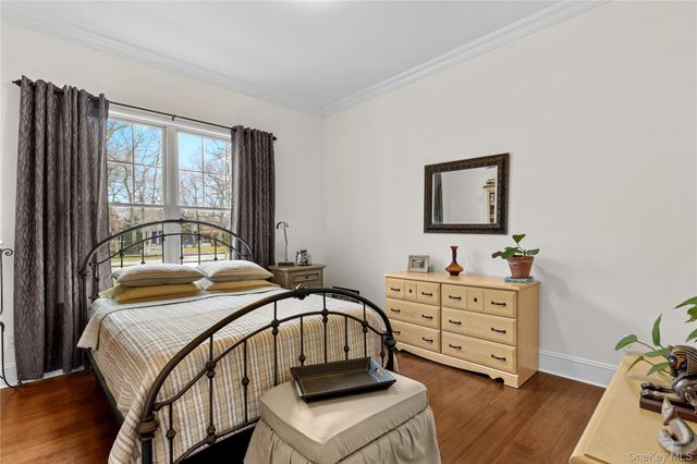 360 Masters Road, Laurel, NY 11948