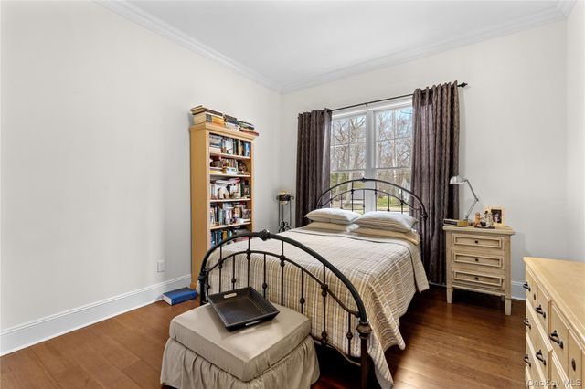 360 Masters Road, Laurel, NY 11948